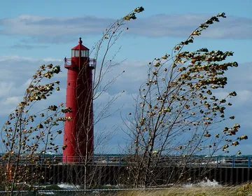 Muskegon South Pierhead Lighthouse