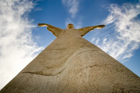 Statue of Christ the Redeemer - 4 Things to Know Before Visiting