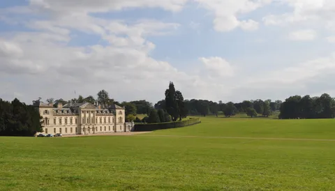 Woburn Abbey and Gardens - Closed until Easter 2022 for major refurbishment project..