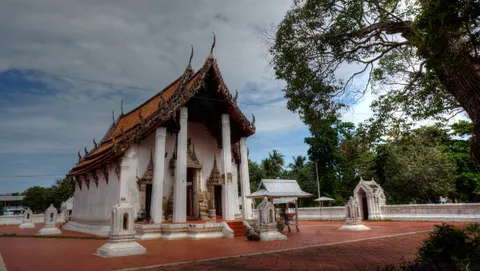 Wat Prasat Nonthaburi