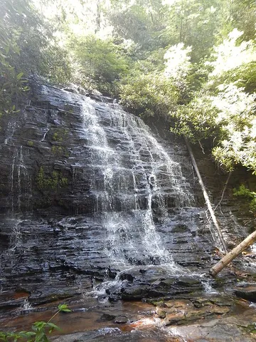 Spoonauger Falls