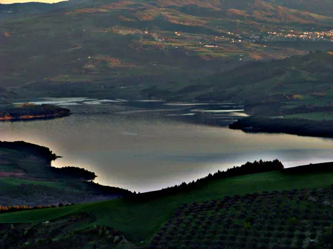 Lago di Occhito