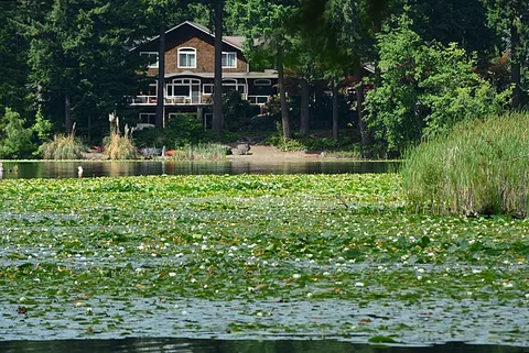 Diamond Lakes Regional Park