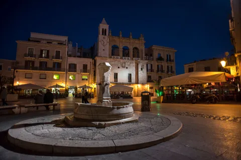 Piazza Mercantile