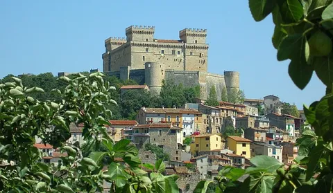 Piccolomini Castle