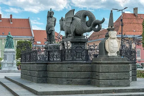 Lindwurm Fountain