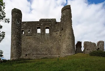 Dunmoe Castle