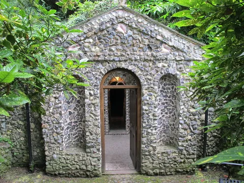 Scott's Grotto