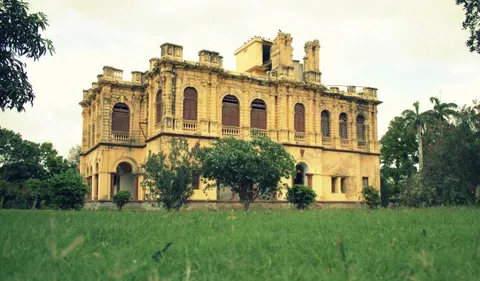 SharadBaug Palace