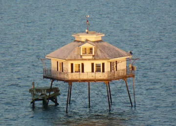 Middle Bay Lighthouse