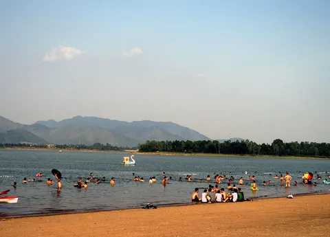 Dai Lai lake