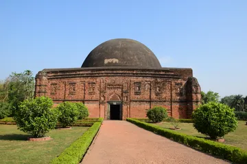 Eklakhi Mausoleum