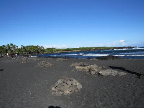 Punaluʻu Beach