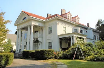 The Knox Mansion