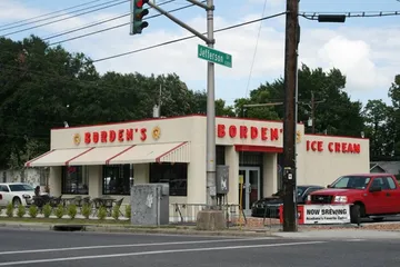 Borden's Ice Cream Shoppe