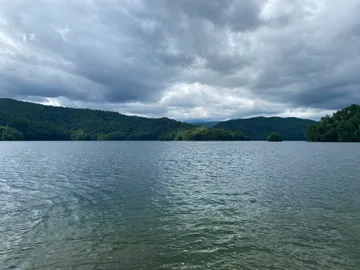 Lake Jocassee 