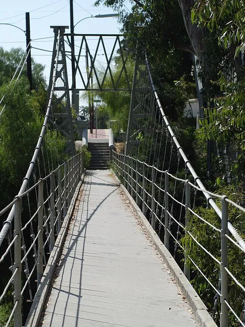 Spruce Street Suspension Bridge