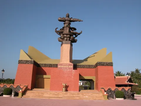 Victory monument Rach Gam - Xoai Mut