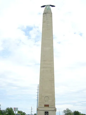 MacDonough Monument