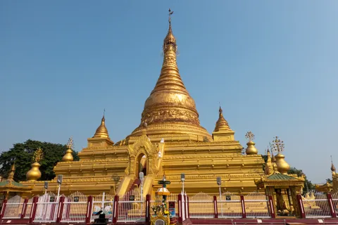 Ein Daw Yar Pagoda