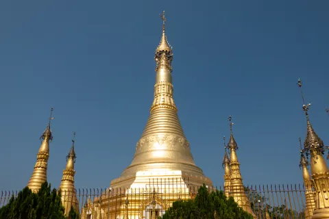 Kan Gyi Pagoda