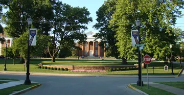 Giddings Hall, Georgetown College