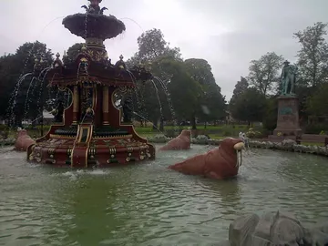 Fountain Gardens, Paisley