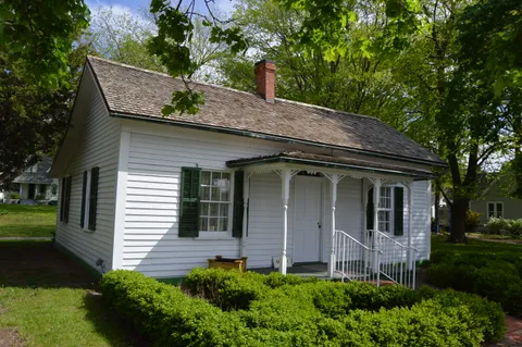 Bryant Cottage State Historic Site