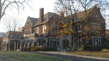 Glossbrenner Mansion