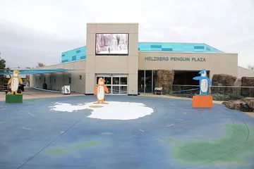 Helzberg penguin plaza