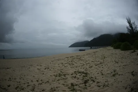 Kerachut Beach