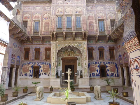 LE PRINCE HAVELI (French Homestay)