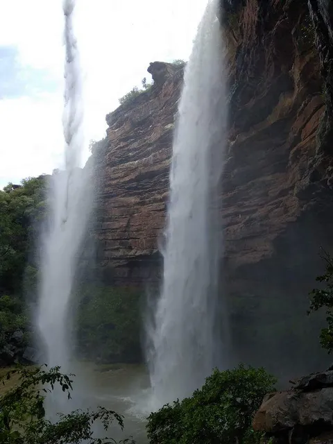 Damoh Waterfall