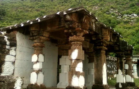 Panchadarla siva temple