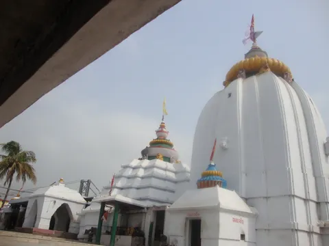 ଧବଳେଶ୍ଵର ମନ୍ଦିର Dhabaleswara Temple