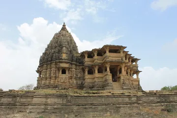 Naulakha Temple Ghumli