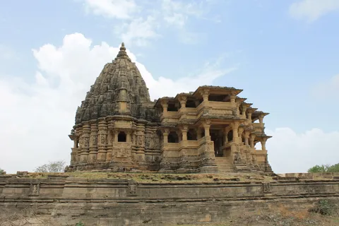 Naulakha Temple Ghumli