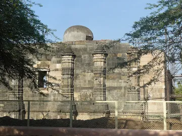Kamani Masjid