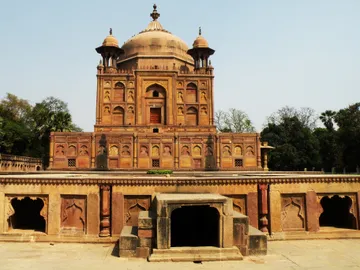 Khusro Bagh Prayagraj (Allahabad)