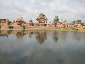 Mansi Ganga , Govardhan