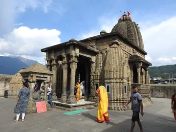 Baijnath Siva temple