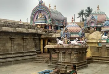 Tirumeeyachur Mehanadhar Temple