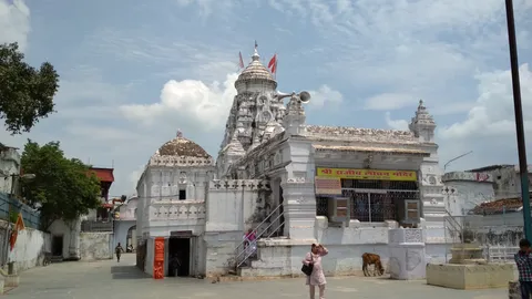 Rajiv Lochan Temple