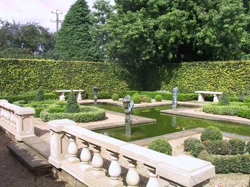 Barnsdale Gardens
