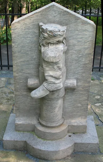 Boot Monument
