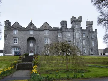 Donamon Castle