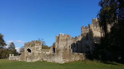 Featherstone Castle