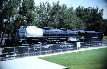 Big Boy Steam Engine 4004
