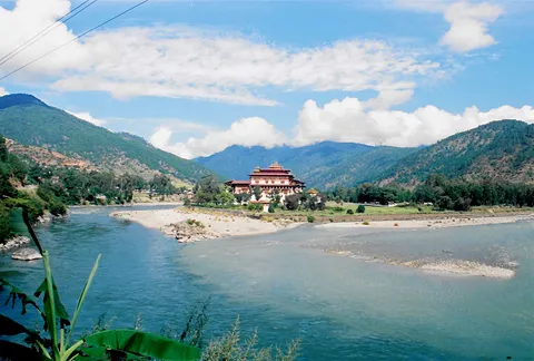 Mo Chhu River