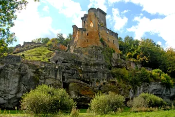 Commarque Castle